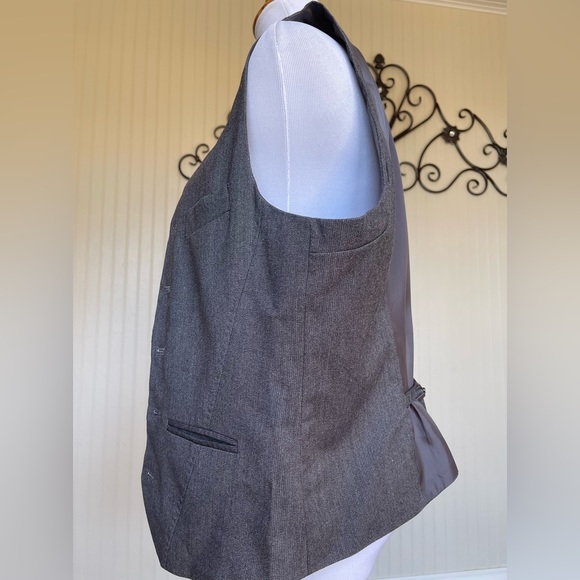 Kenneth Cole Reaction Men’s Gray Vest Size Small - Picture 7 of 12